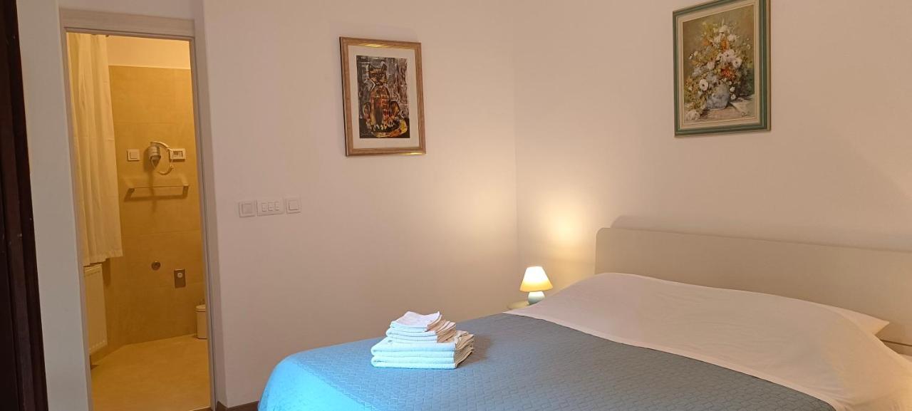 Apartment Oriana Rovinj Bagian luar foto