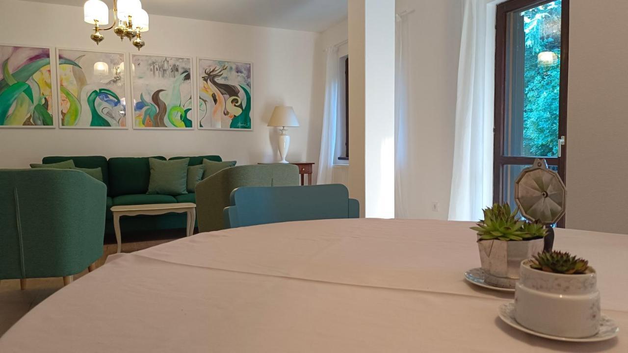 Apartment Oriana Rovinj Bagian luar foto